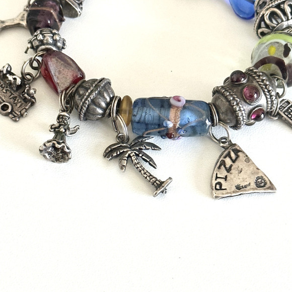 Vintage 925 Sterling Silver Garnet Murano Art Glass Loaded Charm Bracelet 7" - Picture 3 of 11